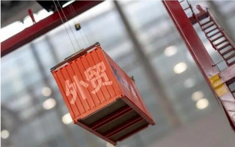俄储蓄银行行长：该行已恢复使用人民币进行对外贸易合同结算 !!!